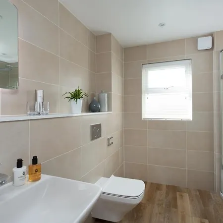 12 Pear Tree House * York